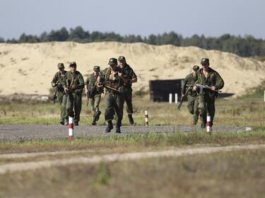 Руски десантни войски на учение в Беларус