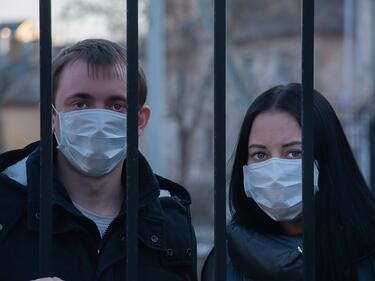 Ефективен затвор в Русе и Пловдив за неносене на маски, рекордната глоба на човек е 10 000 лв.