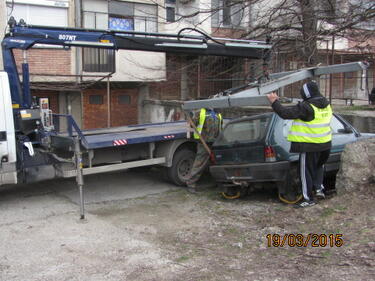 Окончателно: Изоставените коли в София ще се премахват по-бързо
