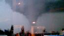 Мощно торнадо в Ухан уби 12 души и рани стотици (ВИДЕО)
