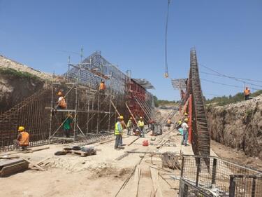 АПИ откри: Четири моста на "Хемус" се строят без проект
