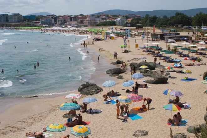 Ето на тези 10 плажа по Черноморието шезлонгите и чадърите са безплатни