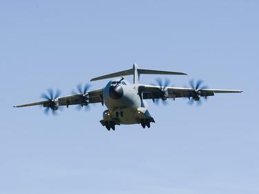 Военен самолет се разби във Филипините
