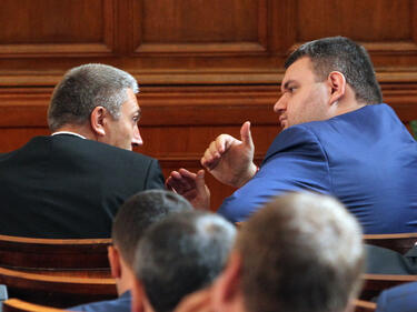 Пеевски и още четирима, давали показания в прокуратурата заради Магнитски 