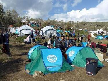 България се надява Турция да спира прииждащите бежанци
