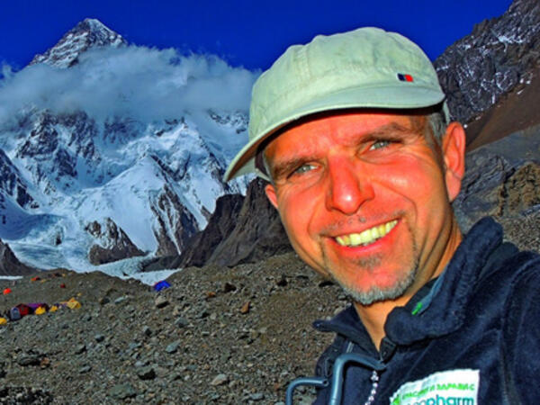 Съпругата на загиналия алпинист Боян Петров обвини Кирил Петков в лъжа