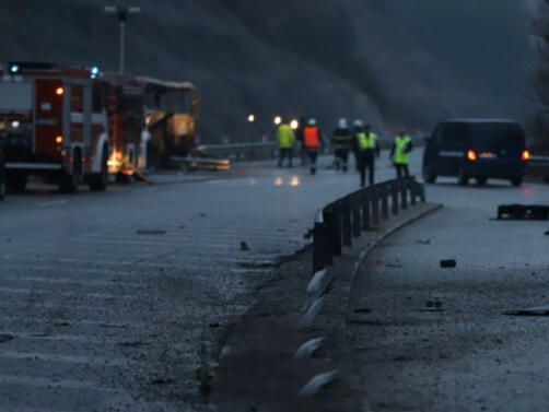 15 часа след автобусната катастрофа на магистрала Струма която отне
