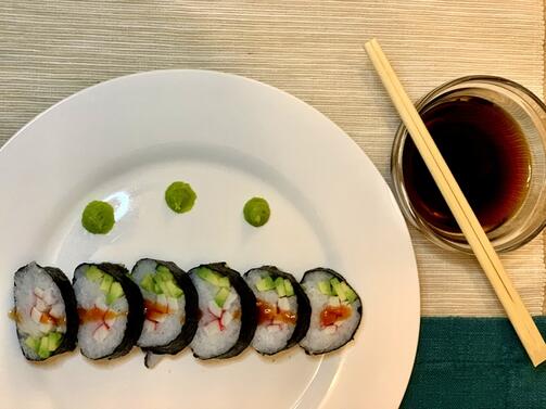 Вдъхновени от японската кухня, решихме да приготвим любимото суши у