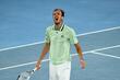 Медведев възкръсна като феникс от пепелта в изумителен мач на Australian Open