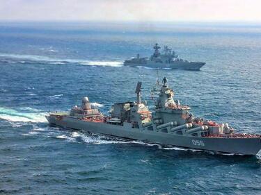 Русия изпраща шест военни кораба в Черно море