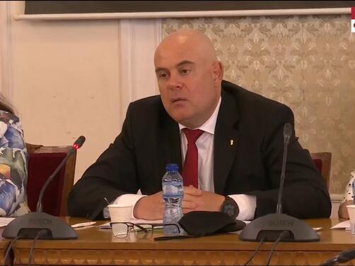 Главният прокурор Иван Гешев изпрати писмо до членовете на ВСС