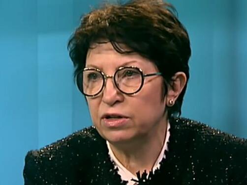 Депутатът от Продължаваме Промяната Рена Стефанова ще се откаже от