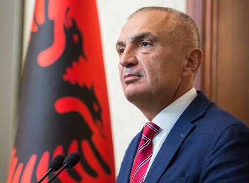 Президентът на Албания Илир Мета и премиерът Еди Рама приветстваха