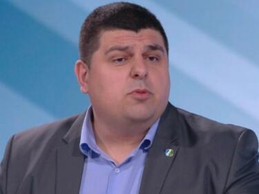 Две лоши опции за България съзря Ивайло Мирчев