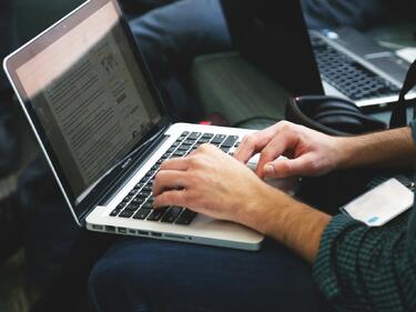 Обявите за работа намаляват
