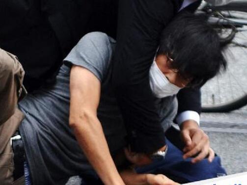 Японската полиция продължава да се опитва да изясни мотивите на