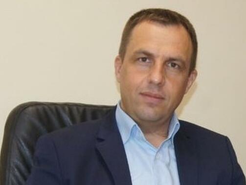 Служебният министър на финансите Росица Велкова освободи Павел Тонев от поста директор на
