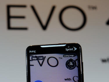 HTC Evo 3D вече и в Тайван