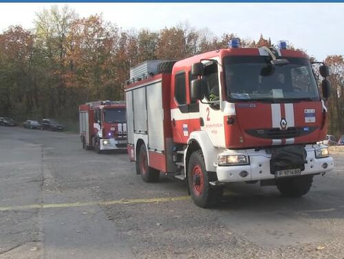 Пожар на територията на военния завод Дунарит край русенското село Николово вдигна на