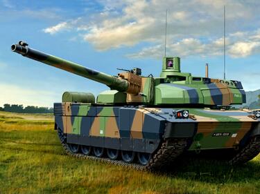 Конвой френски танкове пристигна в Румъния
