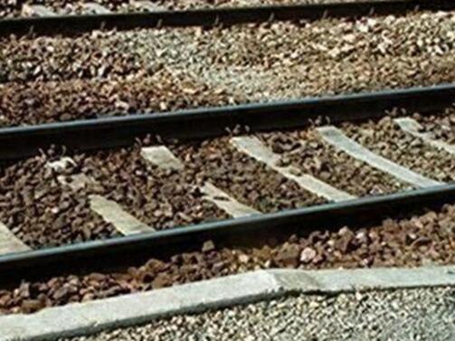 Пътническият влак София-Бургас се удари в паднала скала на жп линията