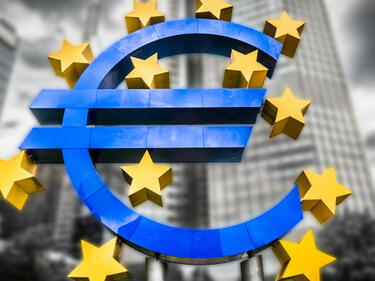 "Блумбърг": Защо България иска да влезе в еврозоната?
