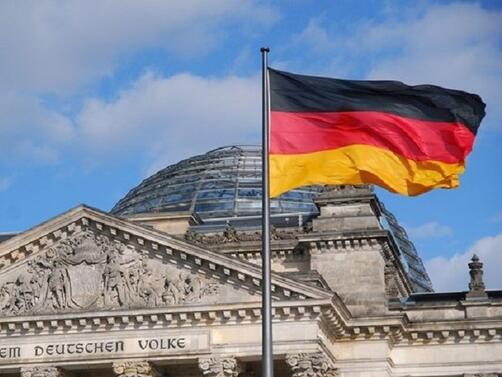 Германската министърка на вътрешните работи Нанси Фезер призова за по справедливо