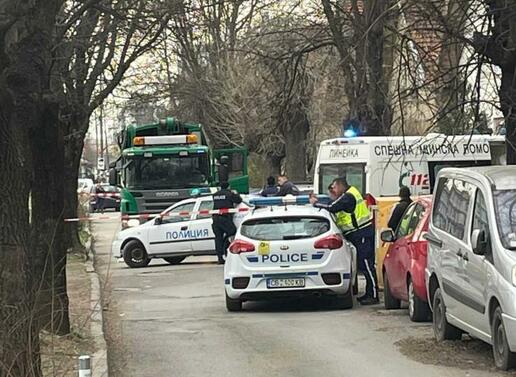 Камион за смет блъсна и уби мъж в София. Сигнал