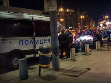 44 мигранти са задържани в София
