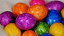 Време е за боядисване на яйца, ето как можете да си помогнете и да постигнете страхотен ефект