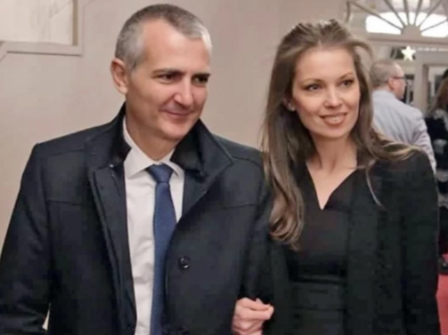 Спортният министър Димитър Илиев официално показа жена си Преслава Илиева