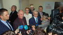 Денков захапа Радев