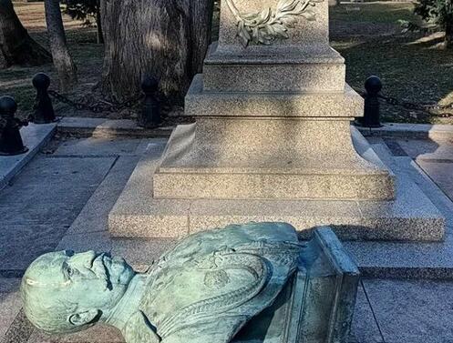 Бюстът на паметника на граф Николай Игнатиев беше възстановен и