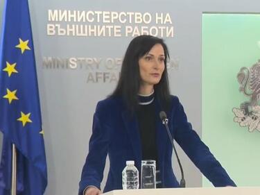 Мария Габриел няма да оцени министрите, докато не обсъди въпроса с Николай Денков
