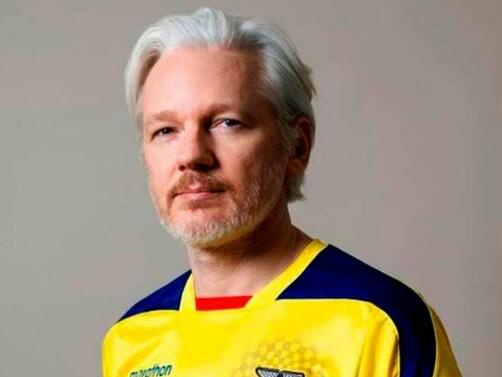 Основателят на Wikileaks Джулиан Асанж ще трябва да изчака за