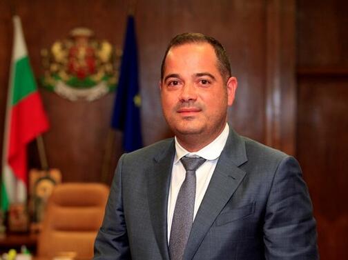 Калин Стоянов е избран за служебен министър на вътрешните работи.