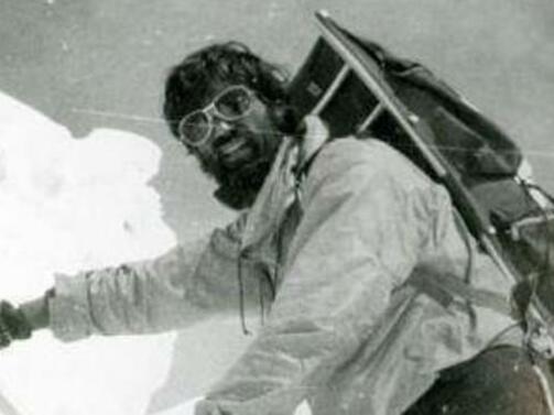 Отбелязваме 40 години от първата българска експедиция на Еверест Историята