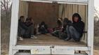 Румънски митничари спипаха 62-ма нелегални сирийци в два камиона на ГКПП Калафат