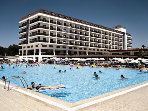 Хотелиерите по родното Черноморие повишават заплатите с поне 10% в