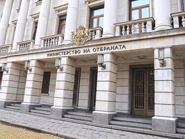 МО: България няма да участва по никакъв начин с военнослужещи на територията на Украйна

