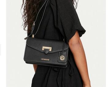 Чанти за през рамо Love Moschino - перфектният избор за любителите на модата