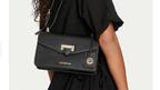 Чанти за през рамо Love Moschino - перфектният избор за любителите на модата