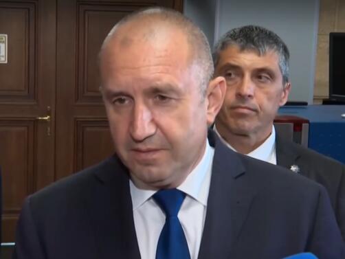 Държавният глава Румен Радев обяви старт на консултациите с представители