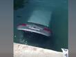 Български автомобил падна в морето в Гърция (ВИДЕО)