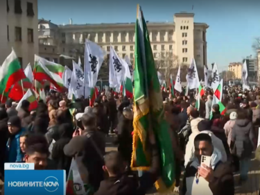 Световната преса : Проруски националисти използват дезинформацията за протести като на " Възраждане "