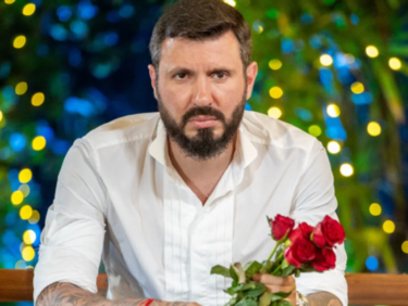 Крие ли Мартин Елвиса незаконен син?