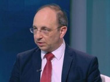 Николай Василев: Пенсионната възраст трябва да бъде увеличена