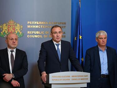 Бизнесът: Не да се увелчат, а да се замразят минималните заплати!
