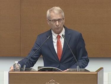 Николай Денков: Вече искаме оставката на кабинета
