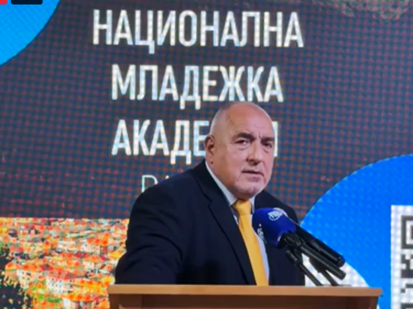 Борисов: Провокатори тормозят семейството ми! Денков търсеше Пеевски при проблем!